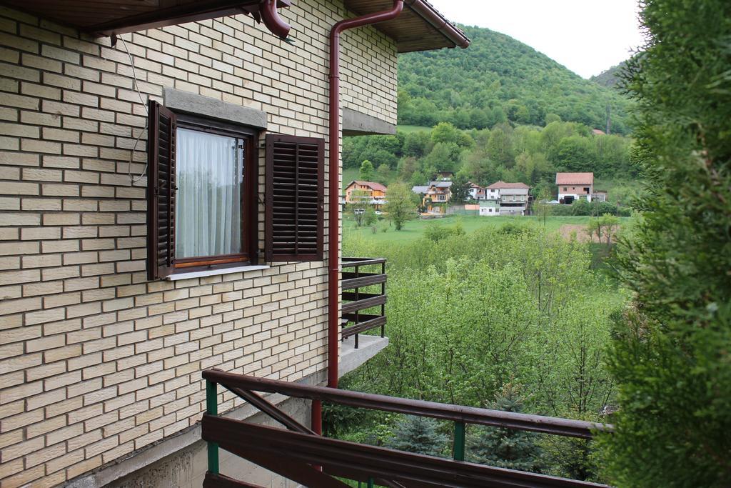 Holiday Home Zbilje Visoko Eksteriør billede