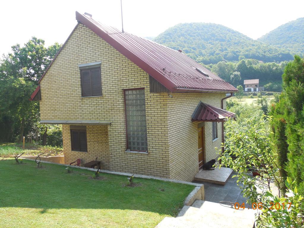 Holiday Home Zbilje Visoko Eksteriør billede